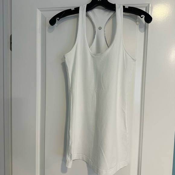 Lululemon-tank - Picture 1 of 2